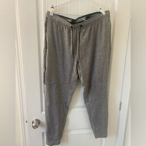 American eagle men’s joggers XL heather grey running athleisure